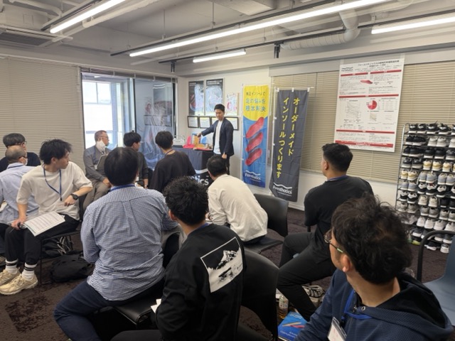 会場全体の様子